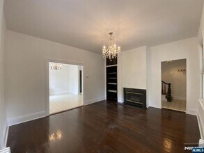 59 Forest St in Alpine, NJ - Building Photo - Building Photo