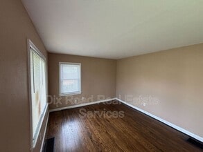 1925 Highland St in Middletown, OH - Building Photo - Building Photo