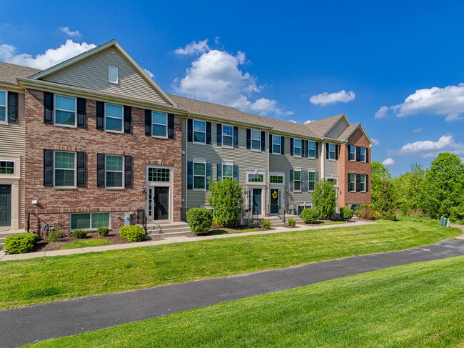 property at 1609 Deer Pointe Dr