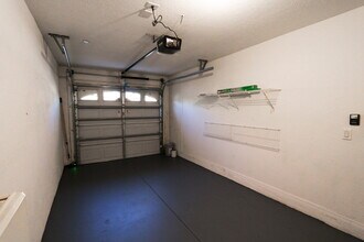 2530 Middleton Grove Dr in Brandon, FL - Building Photo - Building Photo