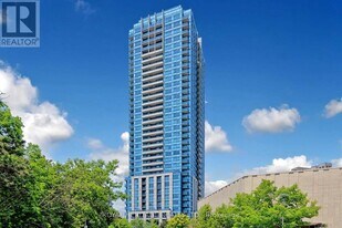 181 Wynford Dr in Toronto, ON - Building Photo