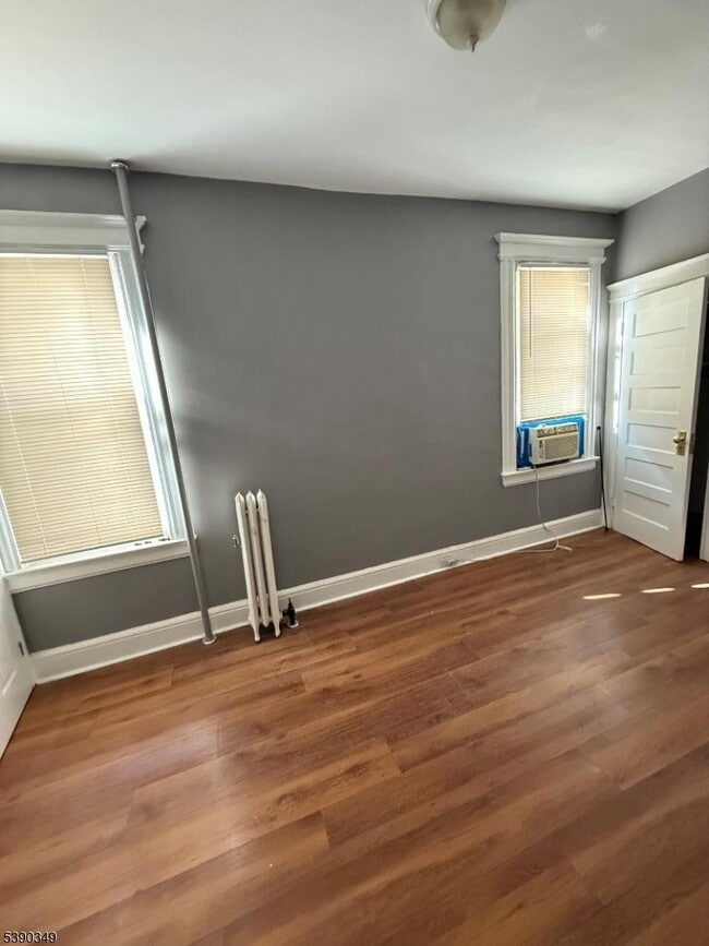 107 Isabella Ave in Newark, NJ - Building Photo - Building Photo