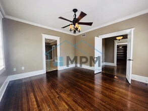 511 Bres Ave in Monroe, LA - Foto de edificio - Building Photo