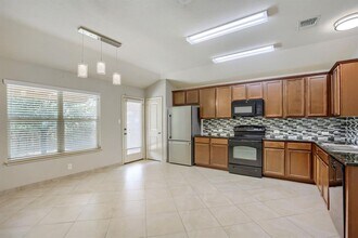 12307 Waterford Run Way in Manor, TX - Building Photo - Building Photo