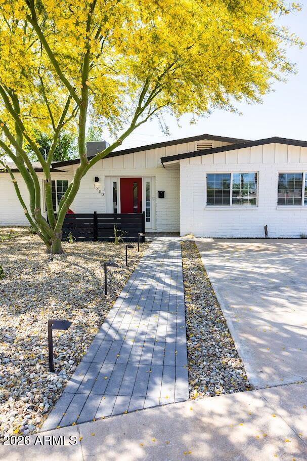 property at 1280 E Alameda Dr