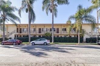 Long Beach Terraces in Long Beach, CA - Foto de edificio - Interior Photo