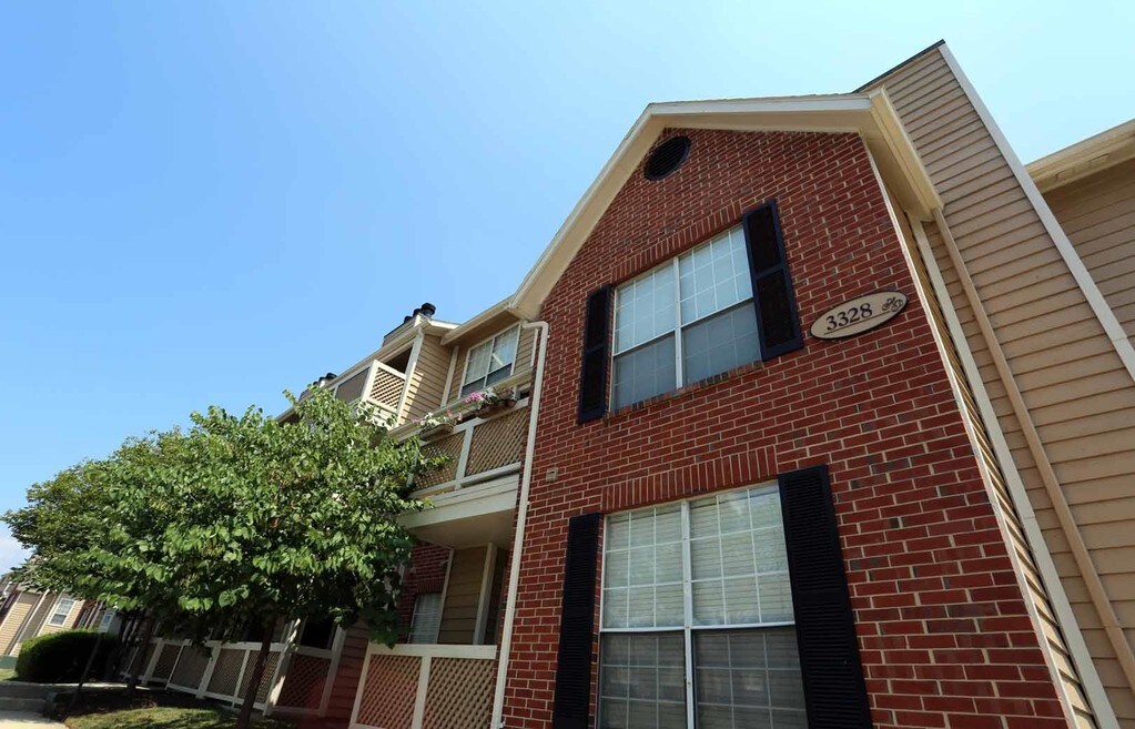 Hampton Point Apartments in Silver Spring, MD