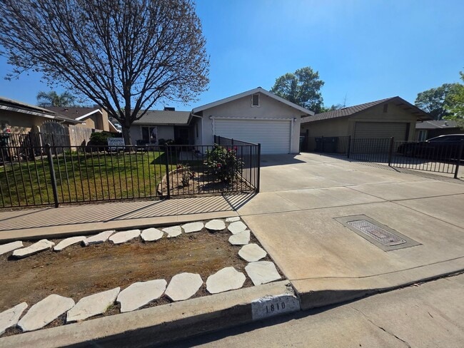 property at 1810 Cassidy St