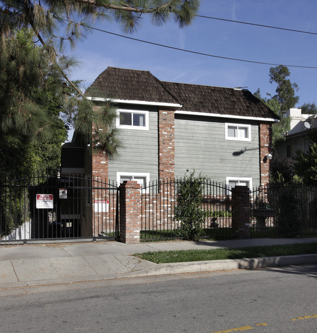 4248 Arch Dr in Studio City, CA - Foto de edificio - Building Photo