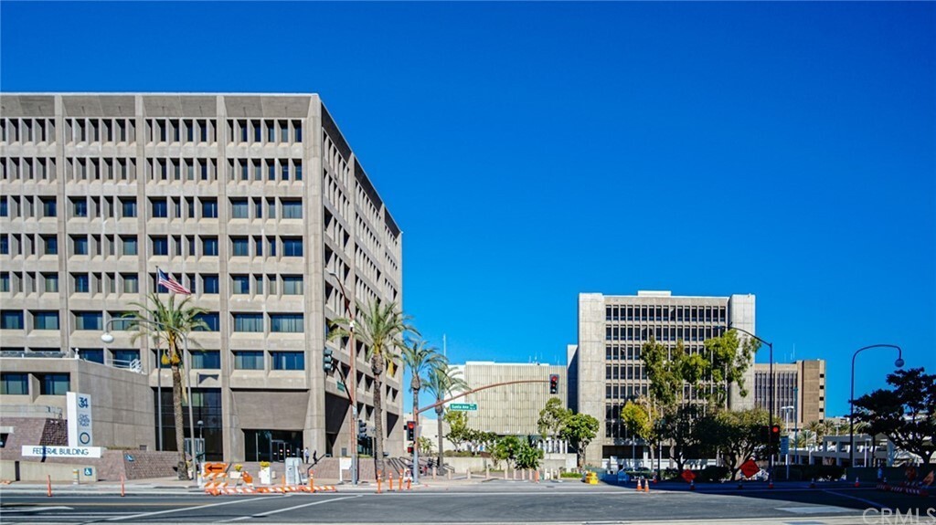 600 W 3rd St in Santa Ana, CA - Foto de edificio