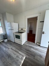 7 Mulberry St in Claremont, NH - Building Photo - Building Photo