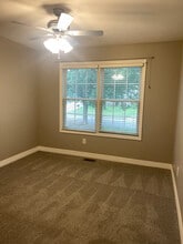 547 Slate Ln in Columbus, OH - Building Photo - Building Photo