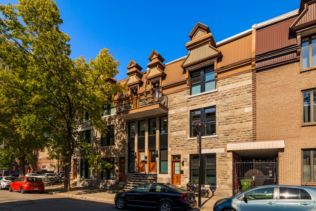 1231-1247 Saint-Christophe Rue in Montréal, QC - Building Photo