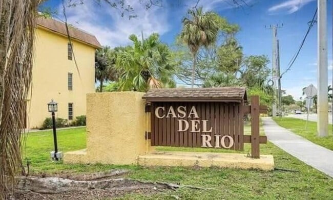 480 NW 20th St