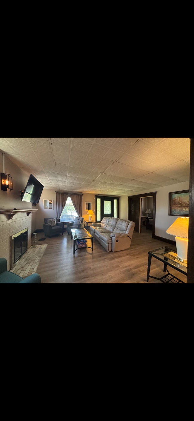 property at 1483 E 118th St