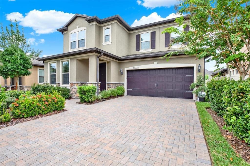 18738 Birchwood Groves Dr in Lutz, FL - Building Photo