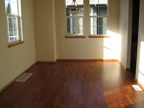 3410 N Gantenbein Ave in Portland, OR - Building Photo - Building Photo