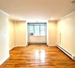 234 Lexington St in Boston, MA - Foto de edificio - Building Photo
