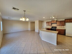 9042 Tolford Ave in Las Vegas, NV - Building Photo - Building Photo