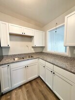1122 Kingsley Dr in Machesney Park, IL - Building Photo