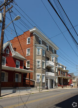 453 W Antietam St in Hagerstown, MD - Foto de edificio - Building Photo