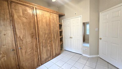 17238 Eden Falls Ct in Houston, TX - Building Photo - Building Photo