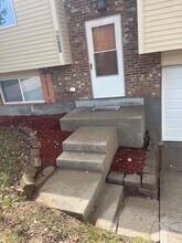 6322 May Pen Rd in Louisville, KY - Foto de edificio - Building Photo
