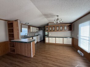 832 Calla Lilly Ln in Traverse City, MI - Building Photo - Building Photo