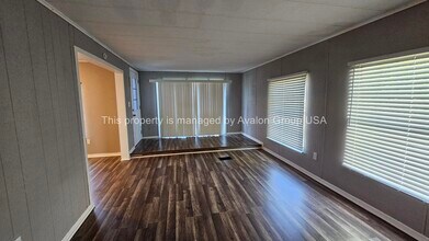 7519 Mc Cowan Dr in Jacksonville, FL - Building Photo - Building Photo