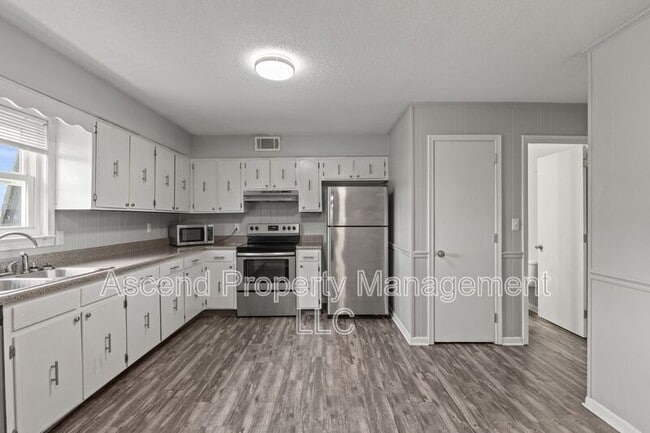 1803 Bailey Ave in Chattanooga, TN - Building Photo - Building Photo