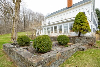745 Turkey Hill Rd in Red Hook, NY - Building Photo - Building Photo