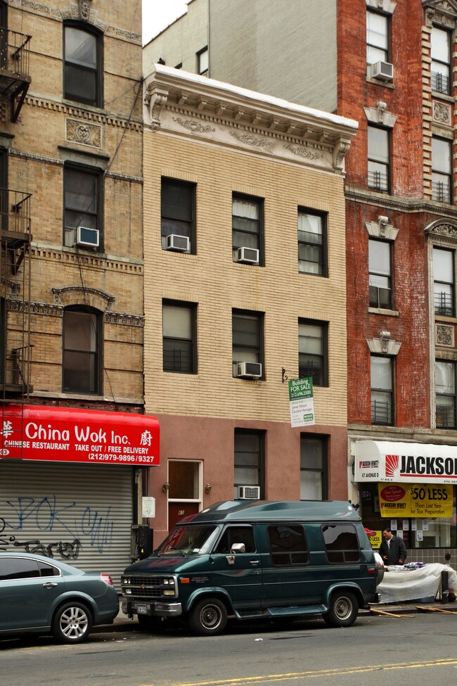 65 Avenue D in New York, NY - Foto de edificio - Building Photo