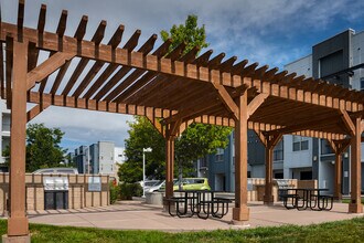 Arista Flats in Broomfield, CO - Foto de edificio - Building Photo