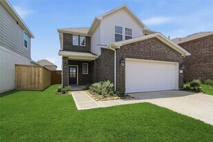 13201 Leisure Cove Dr in Texas City, TX - Building Photo