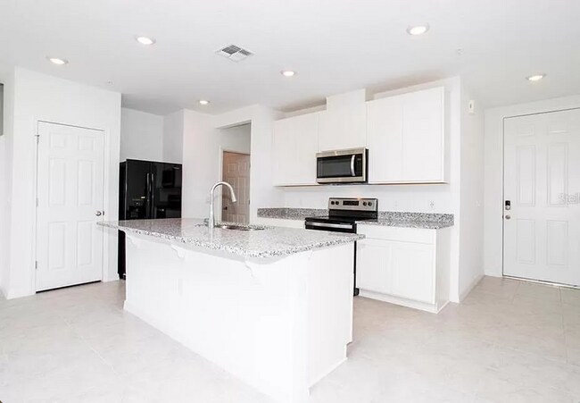 2541 Red Spruce Wy-Unit -2541 Red Spruce Way in Ocoee, FL - Building Photo - Building Photo