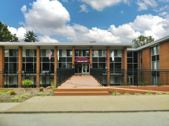 Ambassador Housing in Carbondale, IL - Building Photo