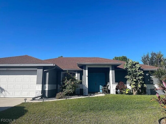 150 Plantation Dr in La Belle, FL - Building Photo - Building Photo