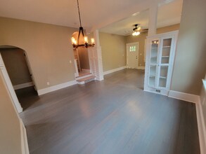 1108 College Ave in Fredericksburg, VA - Foto de edificio - Building Photo