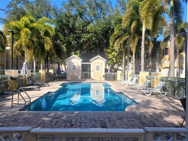 531 SW 18th Ave in Fort Lauderdale, FL - Building Photo - Building Photo