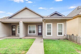 128 Brightwood Dr in Lafayette, LA - Building Photo