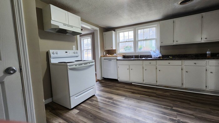 401 Grande Ave Ext in Johnson City, TN - Building Photo