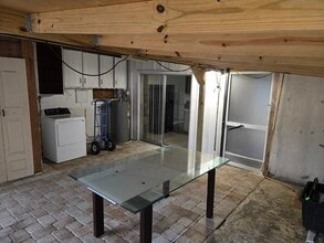 3711 Roxane Blvd in Sarasota, FL - Building Photo - Building Photo