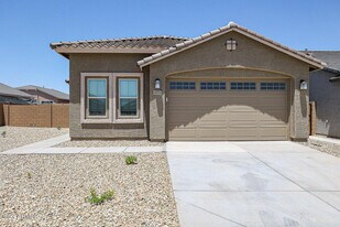 16554 W Questa Dr in Surprise, AZ - Building Photo