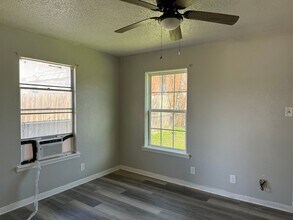 1900 N 4th St in Killeen, TX - Building Photo - Building Photo