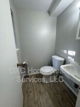 9313 NE Stardust Ln in Midwest City, OK - Building Photo - Building Photo