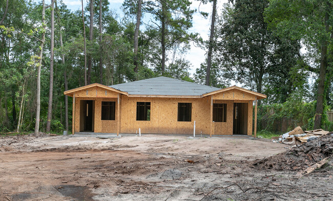 6981 Lenox Ave in Jacksonville, FL - Building Photo - Building Photo