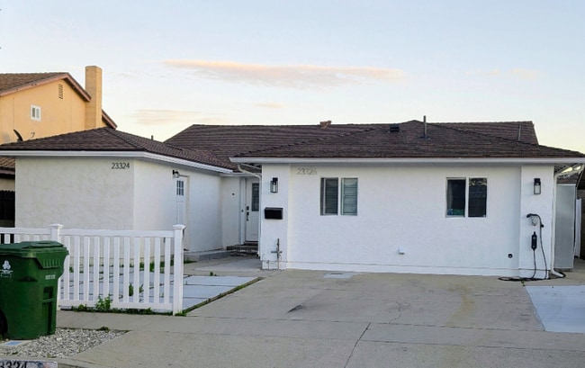 property at 23324 Maltby Pl