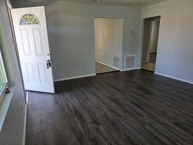 404 S Spruce Ave in Roswell, NM - Building Photo - Building Photo