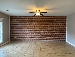 120 W Center St in Beebe, AR - Building Photo - Building Photo