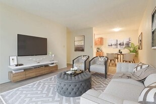 Highwood Apartments in Red Deer, AB - Building Photo